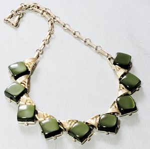 Necklace Vintage Gold Tone